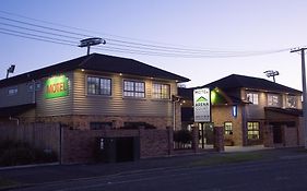 Arena Court Motel